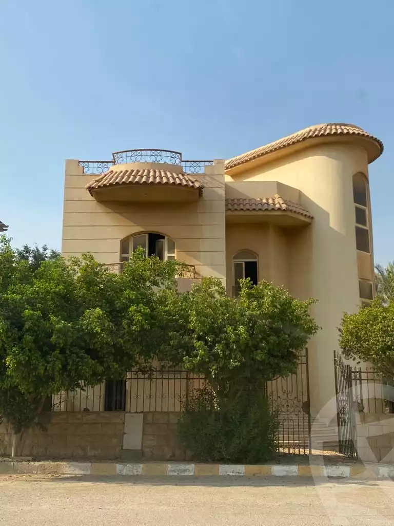 https://aqarmap.com.eg/en/listing/4281005-for-sale-cairo-new-cairo-compounds-zizinia-city