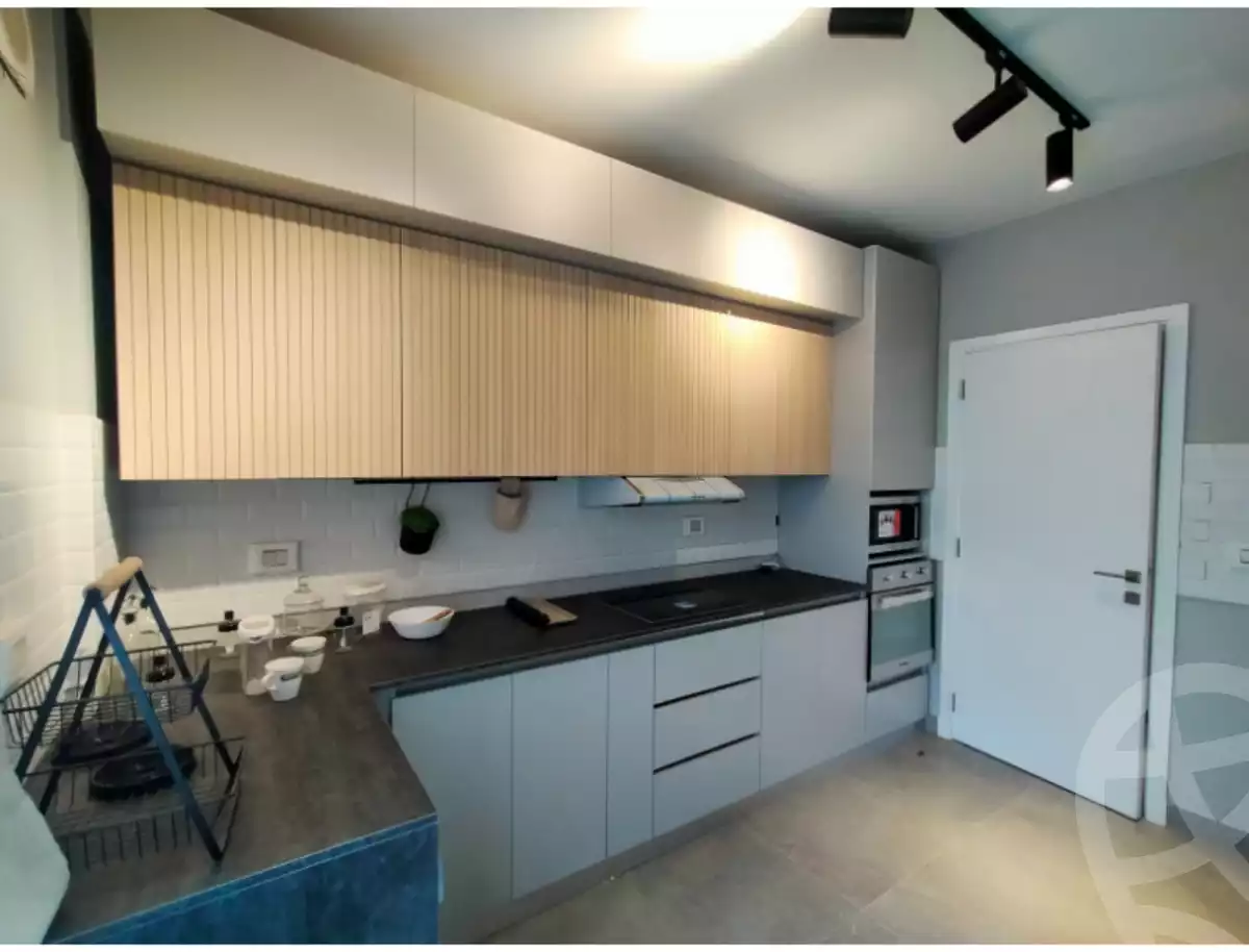 https://aqarmap.com.eg/en/listing/4285067-for-sale-cairo-el-sheikh-zayed-city-compounds-kmbwnd-fyldj-wyst-dr-llttwyr