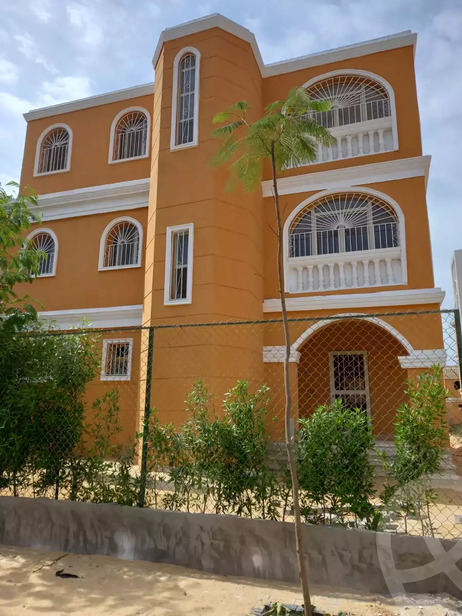 https://aqarmap.com.eg/en/listing/4285389-for-sale-cairo-new-heliopolis-compounds-stella-heliopolis