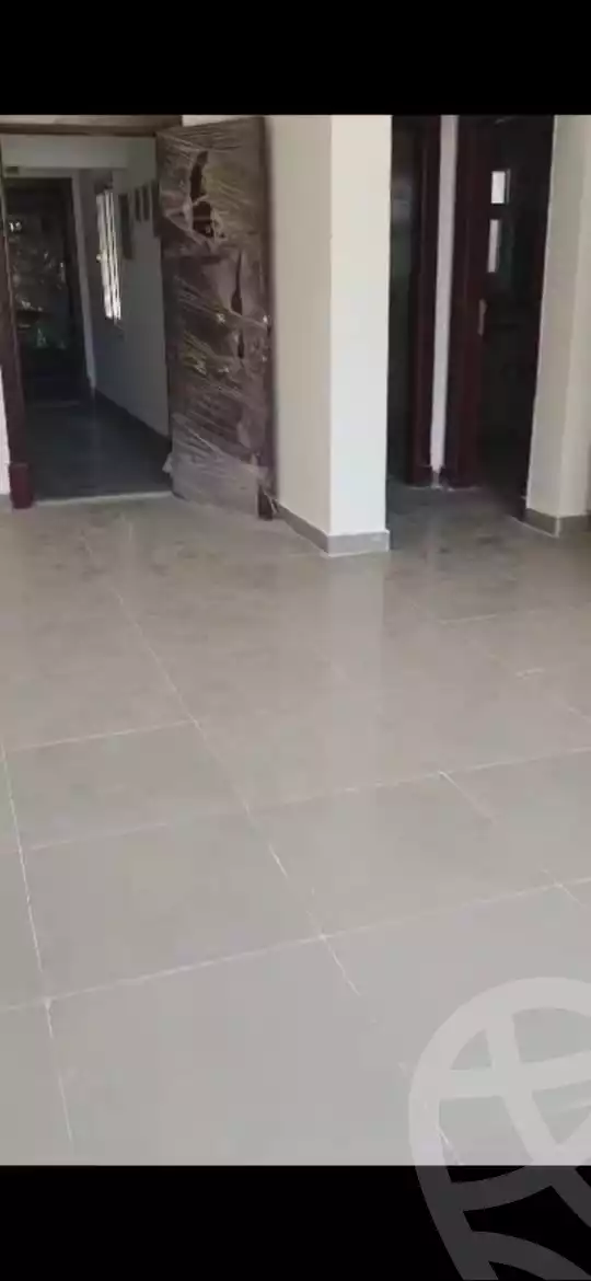 https://aqarmap.com.eg/en/listing/4286444-for-sale-cairo-new-cairo-compounds-jyd