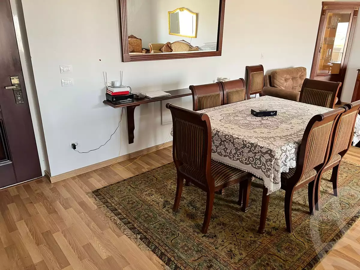 https://aqarmap.com.eg/en/listing/4287626-for-rent-cairo-new-cairo-compounds-mountain-view-hyde-park