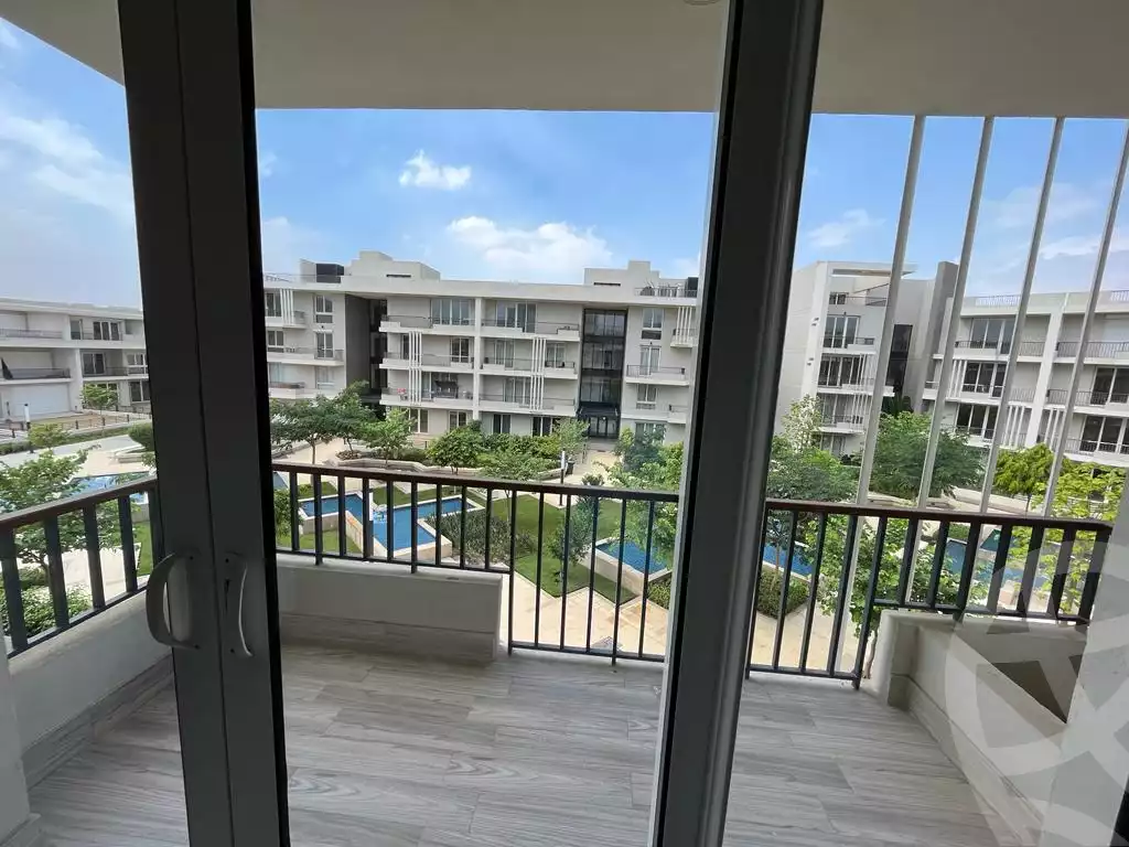 https://aqarmap.com.eg/en/listing/4292767-for-sale-cairo-6th-of-october-compound-pyramid-hills