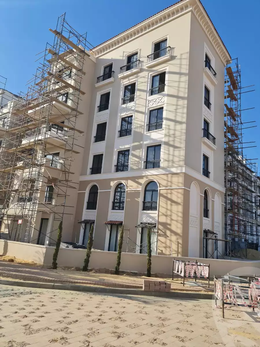 https://aqarmap.com.eg/en/listing/4294103-for-sale-cairo-el-sheikh-zayed-city-compounds-kmbwnd-fyldj-wyst-dr-llttwyr