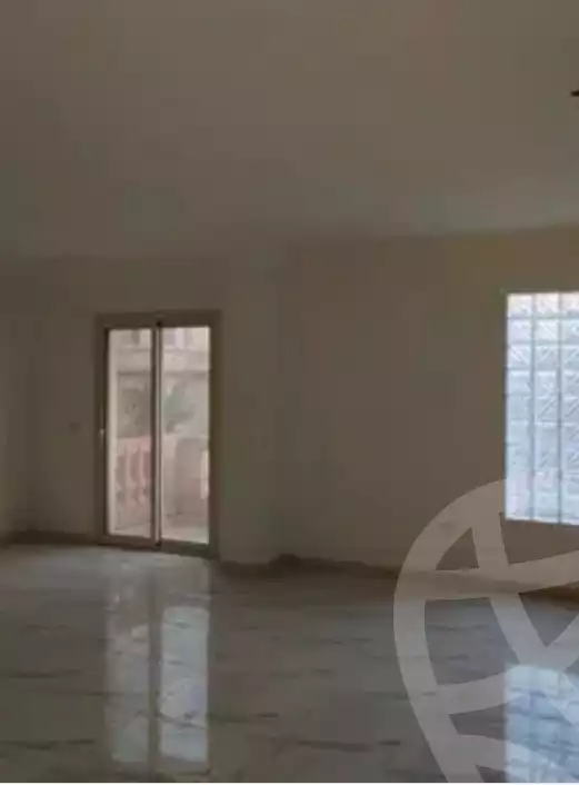 https://aqarmap.com.eg/ar/listing/4298526-for-rent-cairo-6th-of-october-el-tawsaat-el-shamalya-touristic-first-area