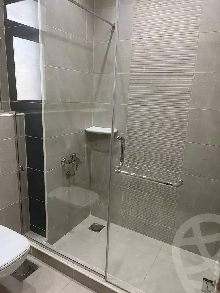 https://aqarmap.com.eg/en/listing/4218830-for-sale-cairo-6th-of-october-compound-aeon