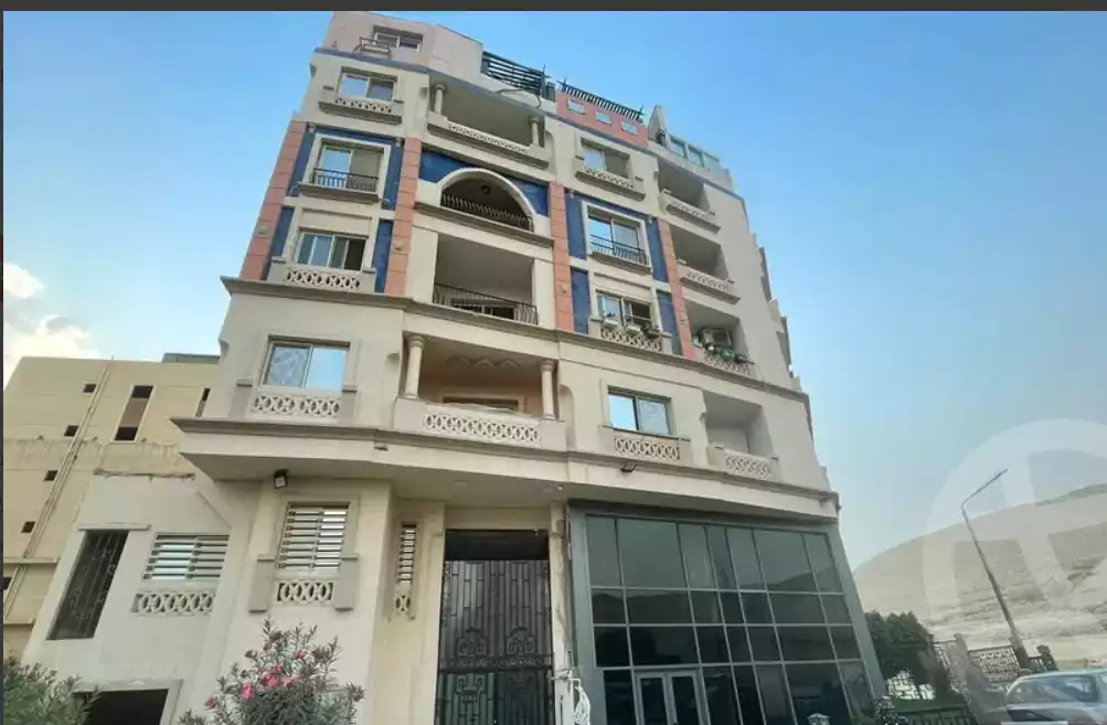 https://aqarmap.com.eg/ar/listing/4302138-for-sale-cairo-mokattam-shareaa-el-moqatem