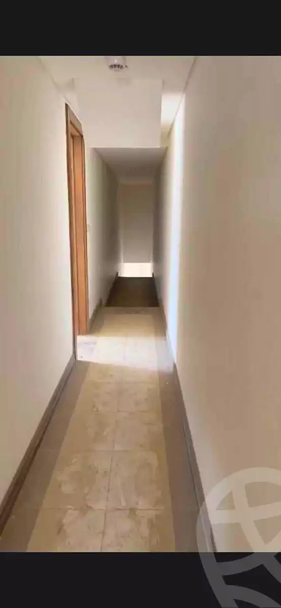 https://aqarmap.com.eg/en/listing/4264549-for-sale-cairo-new-cairo-compounds-porto-cairo-villas