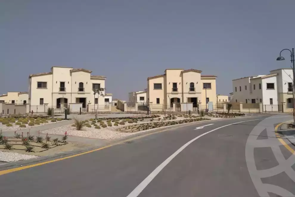https://aqarmap.com.eg/en/listing/4302233-for-sale-cairo-mokattam-compounds-uptown-cairo