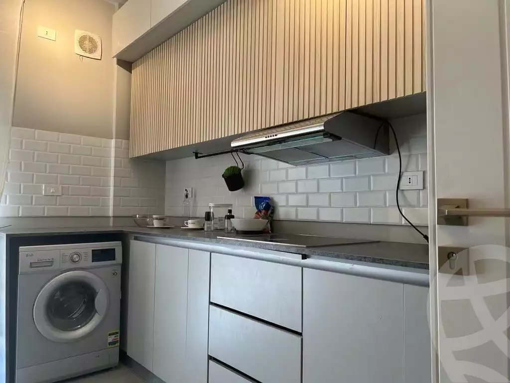 https://aqarmap.com.eg/en/listing/4304311-for-sale-cairo-el-sheikh-zayed-city-compounds-kmbwnd-fyldj-wyst-dr-llttwyr