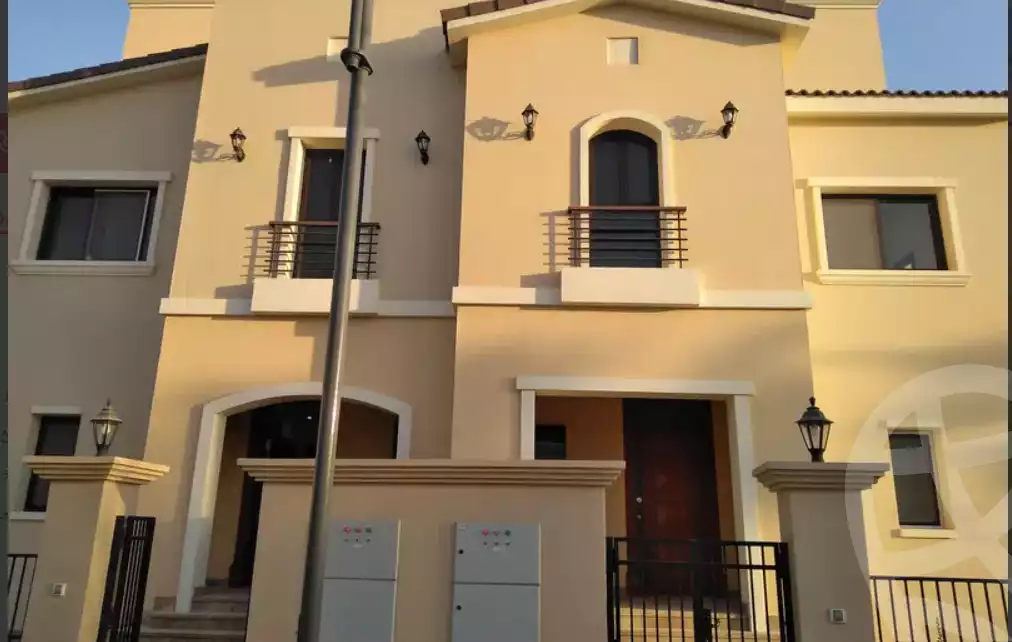 https://aqarmap.com.eg/en/listing/4304989-for-sale-cairo-mokattam-compounds-uptown-cairo