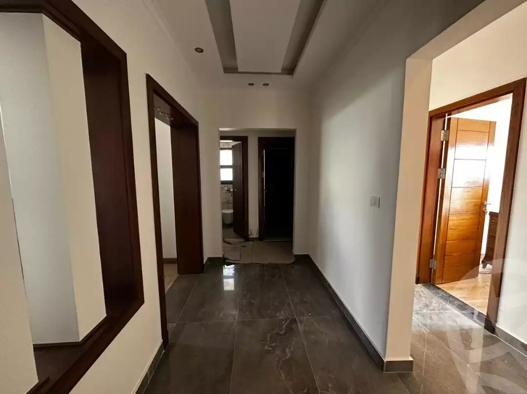 https://aqarmap.com.eg/ar/listing/4192263-for-rent-cairo-el-sheikh-zayed-city-compounds-in-sheikh-zayed-the-courtyard