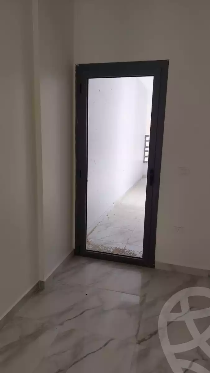https://aqarmap.com.eg/ar/listing/4314503-for-sale-cairo-new-cairo-compounds-dh-ykwn-ryzdns-styl-hwm