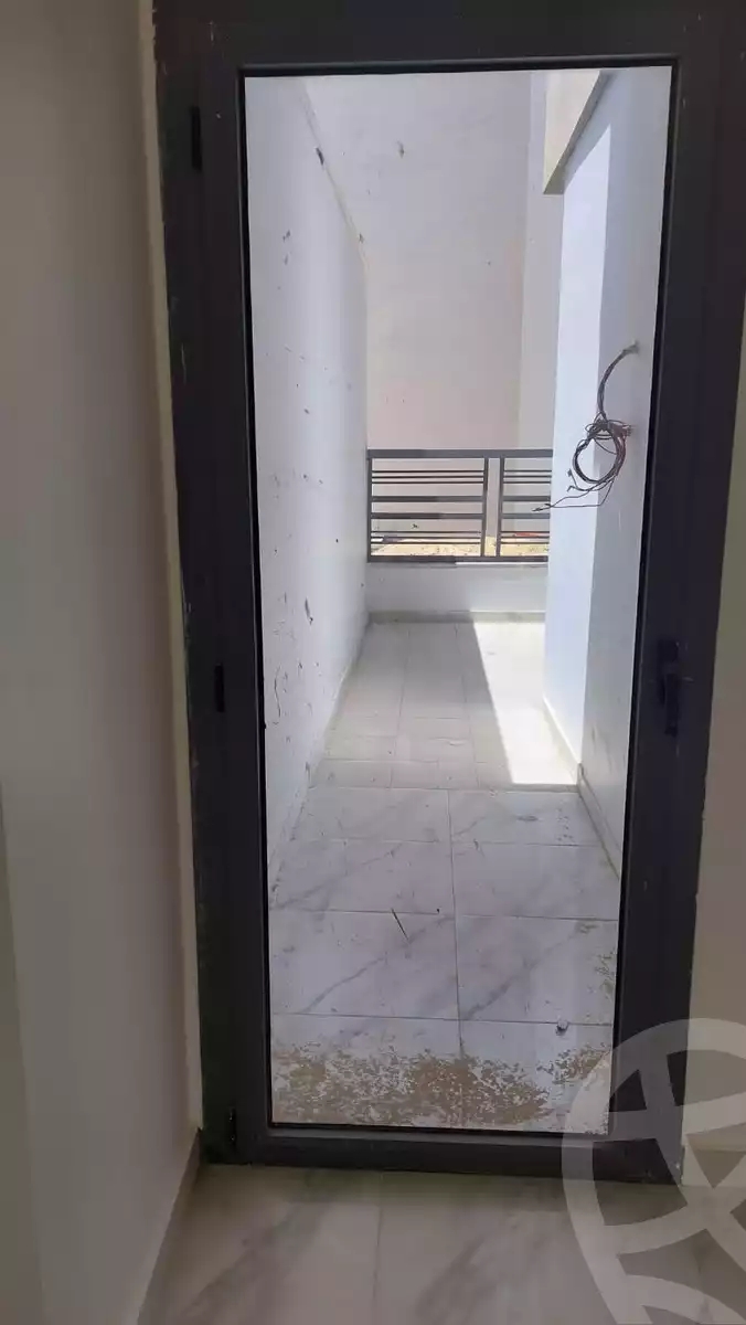 https://aqarmap.com.eg/ar/listing/4314503-for-sale-cairo-new-cairo-compounds-dh-ykwn-ryzdns-styl-hwm