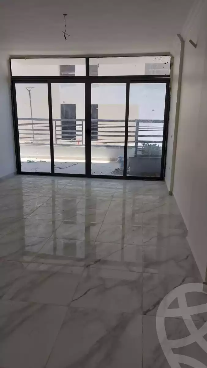 https://aqarmap.com.eg/ar/listing/4314503-for-sale-cairo-new-cairo-compounds-dh-ykwn-ryzdns-styl-hwm