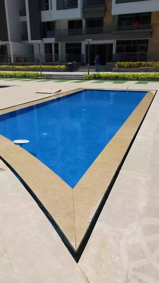https://aqarmap.com.eg/ar/listing/4314503-for-sale-cairo-new-cairo-compounds-dh-ykwn-ryzdns-styl-hwm