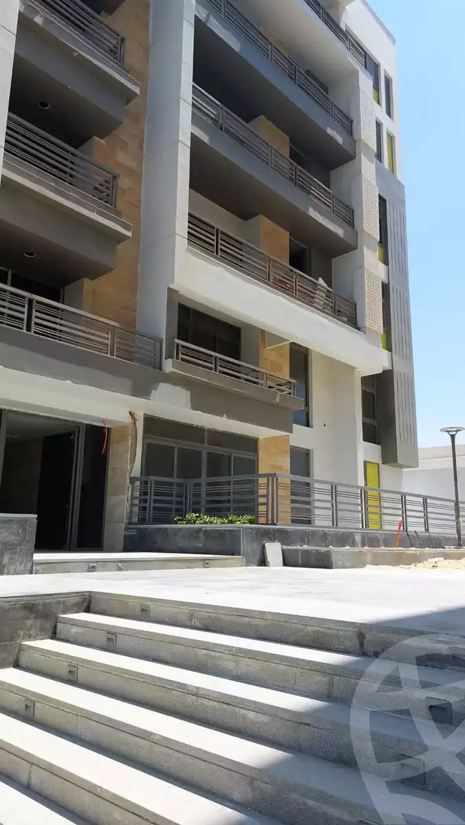 https://aqarmap.com.eg/ar/listing/4314503-for-sale-cairo-new-cairo-compounds-dh-ykwn-ryzdns-styl-hwm