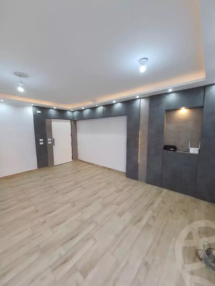 https://aqarmap.com.eg/ar/listing/4235545-for-rent-cairo-6th-of-october-compound-el-rabwa-el-hadeya
