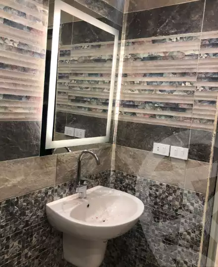 https://aqarmap.com.eg/en/listing/4321548-for-rent-cairo-mokattam-compounds-kmbwnd-jwldn-jyts