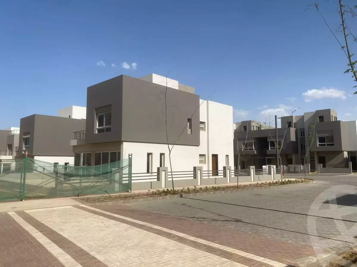 https://aqarmap.com.eg/en/listing/4323307-for-sale-cairo-el-sheikh-zayed-city-compounds-in-sheikh-zayed-etapa