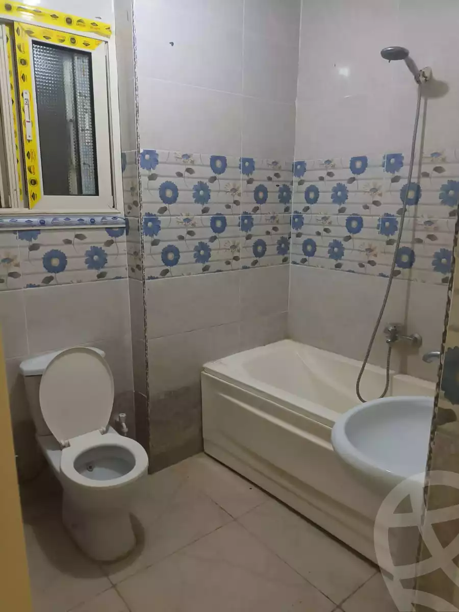 https://aqarmap.com.eg/en/listing/4327359-for-rent-cairo-ain-shams-ahmed-esmat-st