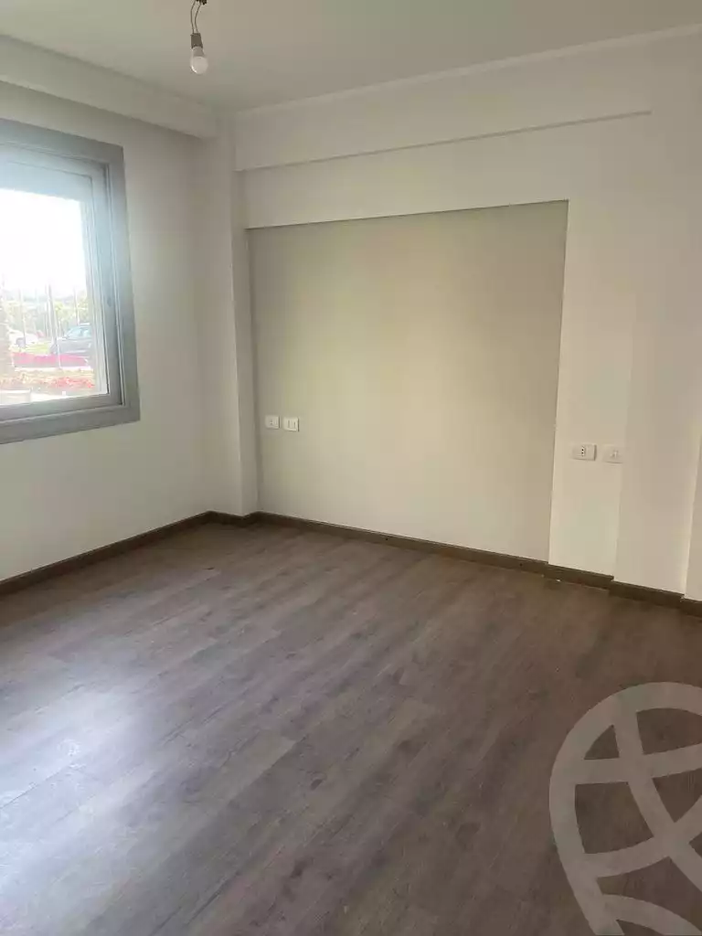 https://aqarmap.com.eg/ar/listing/4329053-for-rent-cairo-6th-of-october-compound-palm-parks