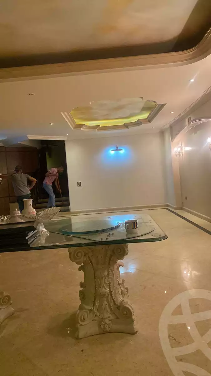 https://aqarmap.com.eg/en/listing/4329112-for-sale-cairo-manial-el-rawda-st
