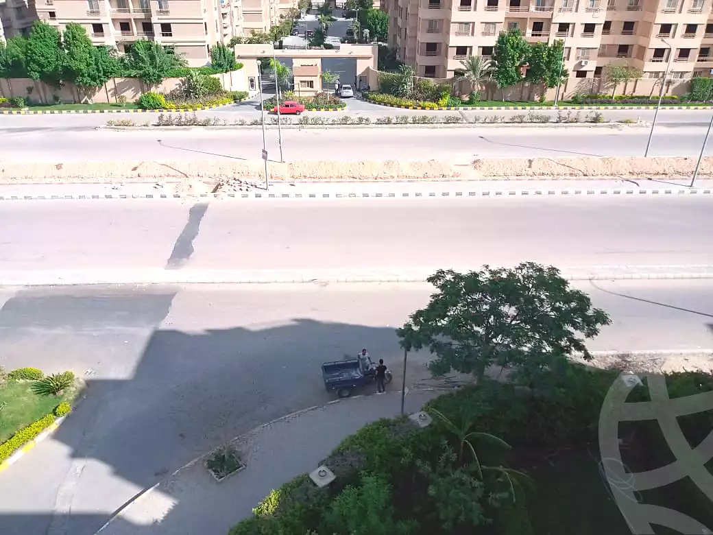 https://aqarmap.com.eg/en/listing/4329500-for-rent-cairo-6th-of-october-compound-beta-gardens