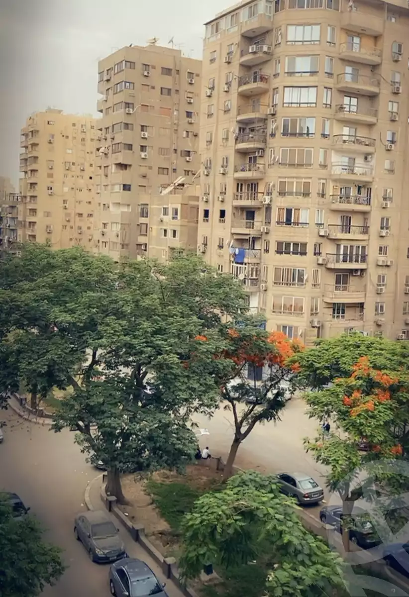 https://aqarmap.com.eg/ar/listing/4329990-for-sale-cairo-el-mohandesen-shareaa-ahmed-orabi