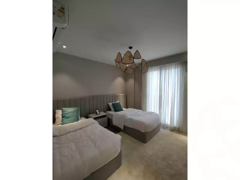 https://aqarmap.com.eg/en/listing/4330241-for-sale-cairo-el-sheikh-zayed-city-compounds-kmbwnd-fyldj-wyst-dr-llttwyr