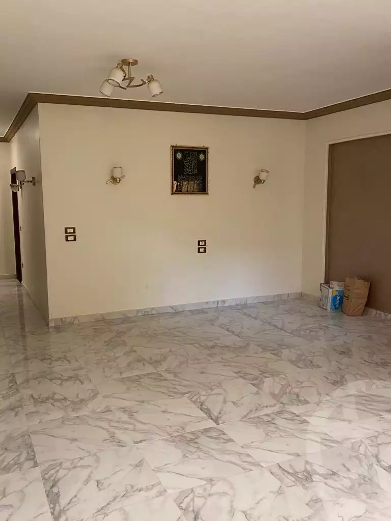 https://aqarmap.com.eg/ar/listing/4316714-for-sale-cairo-new-cairo-compounds-dh-ykwn-ryzdns-styl-hwm