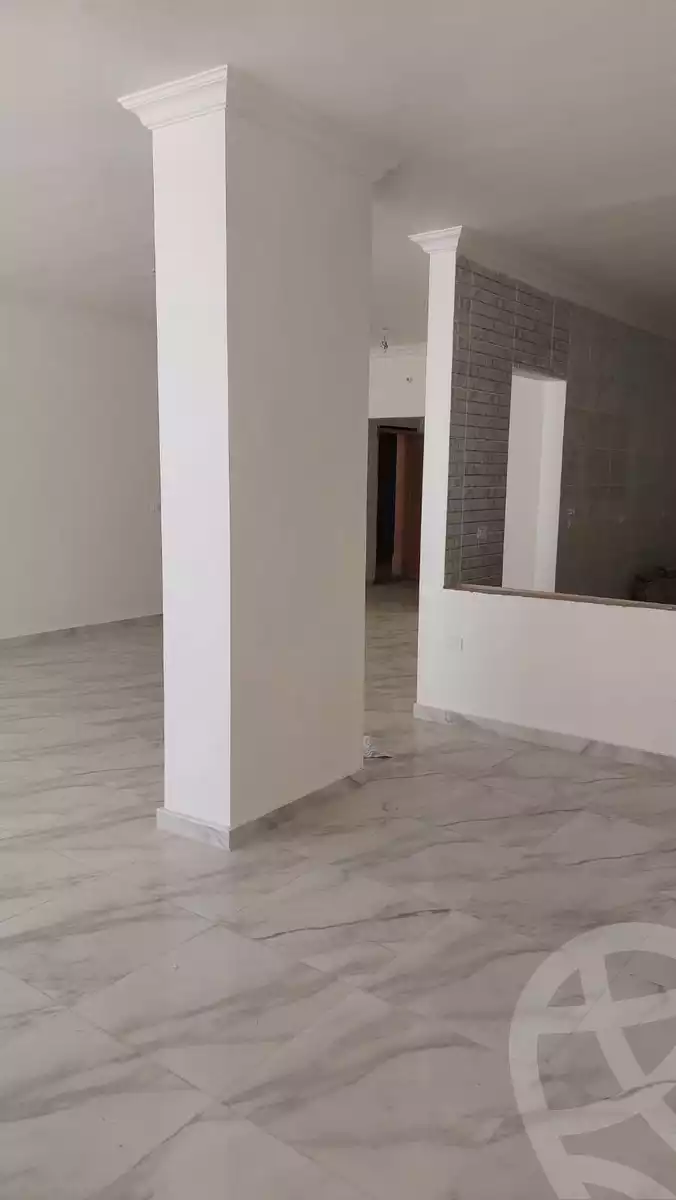 https://aqarmap.com.eg/en/listing/4330855-for-sale-cairo-new-cairo-compounds-dh-ykwn-ryzdns-styl-hwm