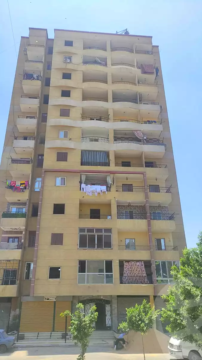 https://aqarmap.com.eg/en/listing/4335706-for-sale-cairo-al-oubour-el-oubour