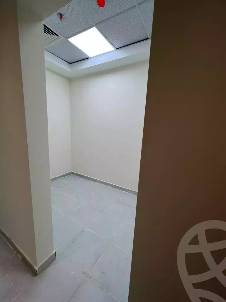 https://aqarmap.com.eg/en/listing/4337084-for-sale-cairo-new-cairo-compounds-wzwn-ltby-ktlyst-llttwyr