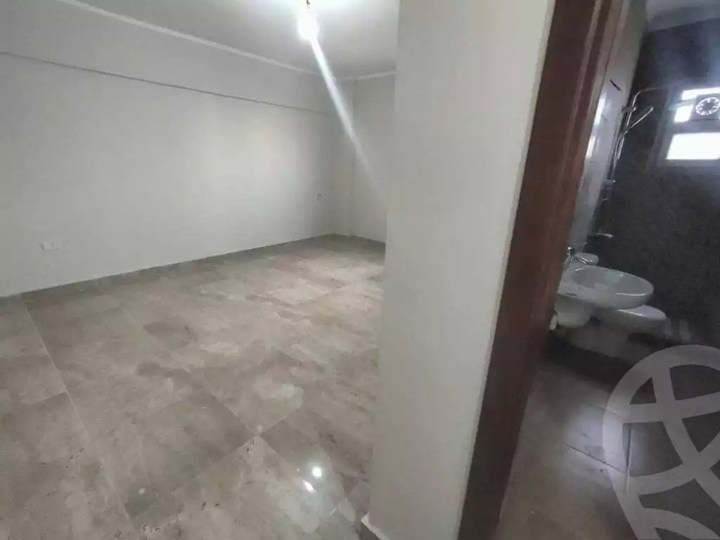 https://aqarmap.com.eg/ar/listing/4338121-for-sale-cairo-mokattam-shareaa-el-moqatem