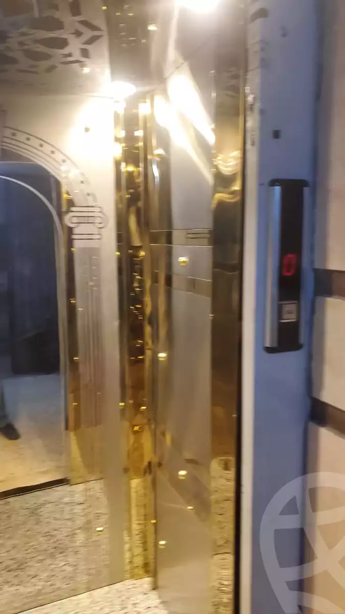 https://aqarmap.com.eg/en/listing/4338996-for-sale-cairo-el-haram-shareaa-el-haram