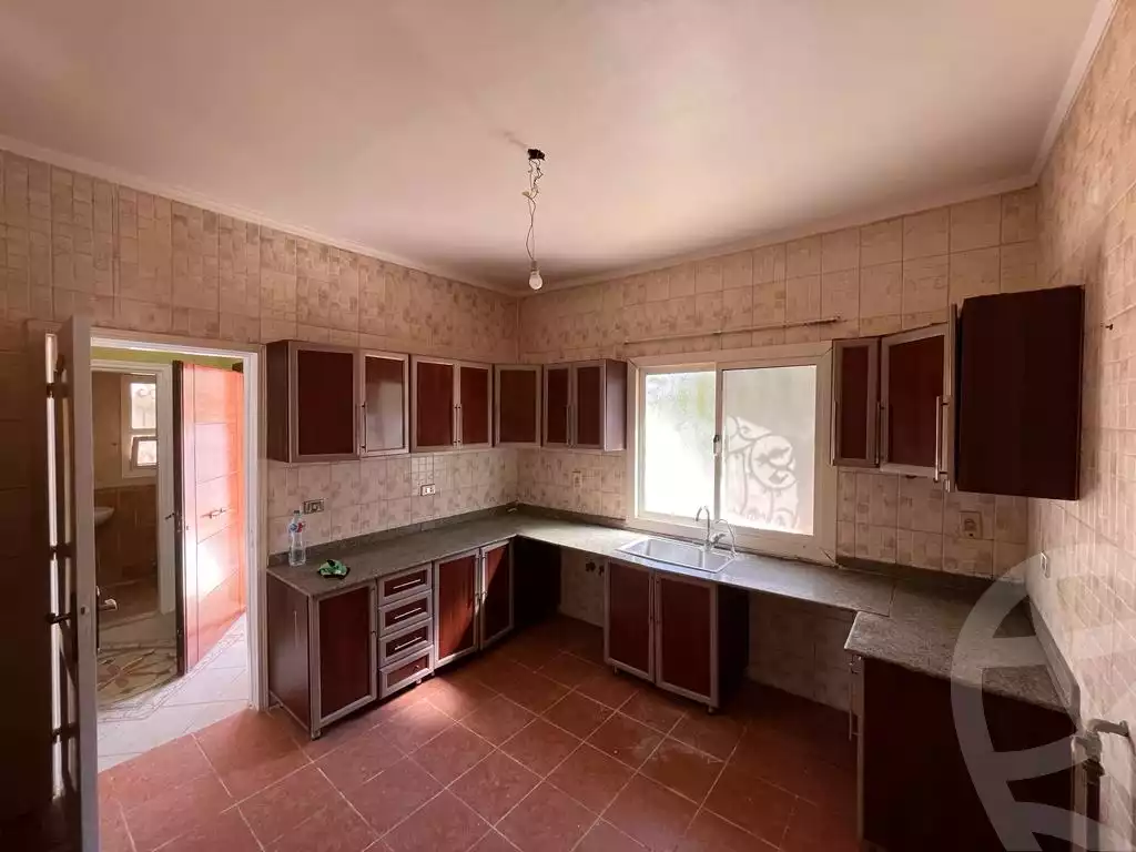 https://aqarmap.com.eg/ar/listing/4339663-for-sale-cairo-el-sheikh-zayed-city-compounds-in-sheikh-zayed-hadayek-el-mohandiseen