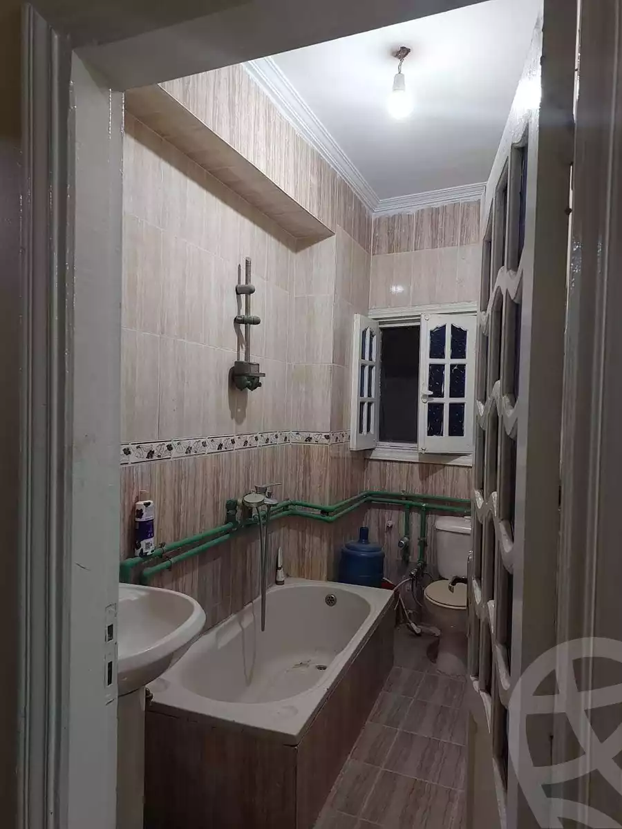 https://aqarmap.com.eg/en/listing/4339968-for-sale-cairo-ain-shams-6-october-st