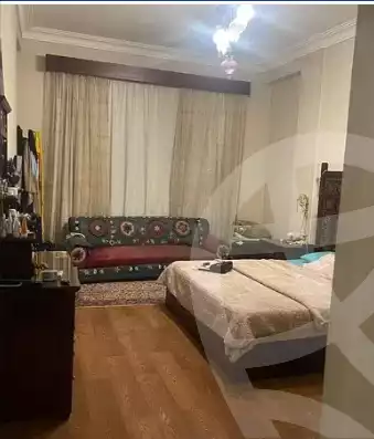 https://aqarmap.com.eg/ar/listing/4343684-for-sale-cairo-el-sheikh-zayed-city-compounds-in-sheikh-zayed-royal-city