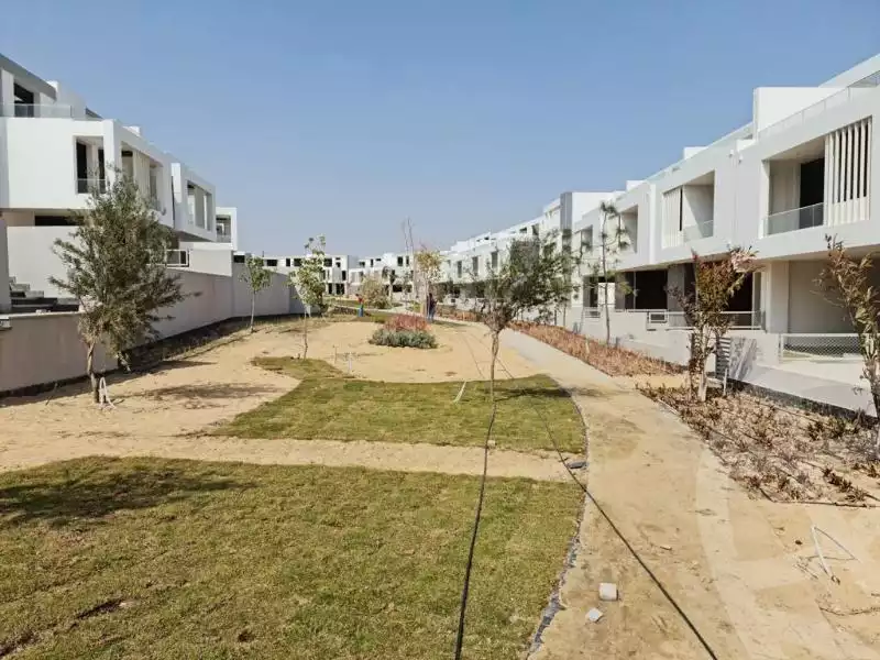 https://aqarmap.com.eg/en/listing/4344290-for-sale-cairo-alex-cairo-desert-road-kmbwnd-fy-tryq-skndry-lshrwy-joulz-compound-inertia