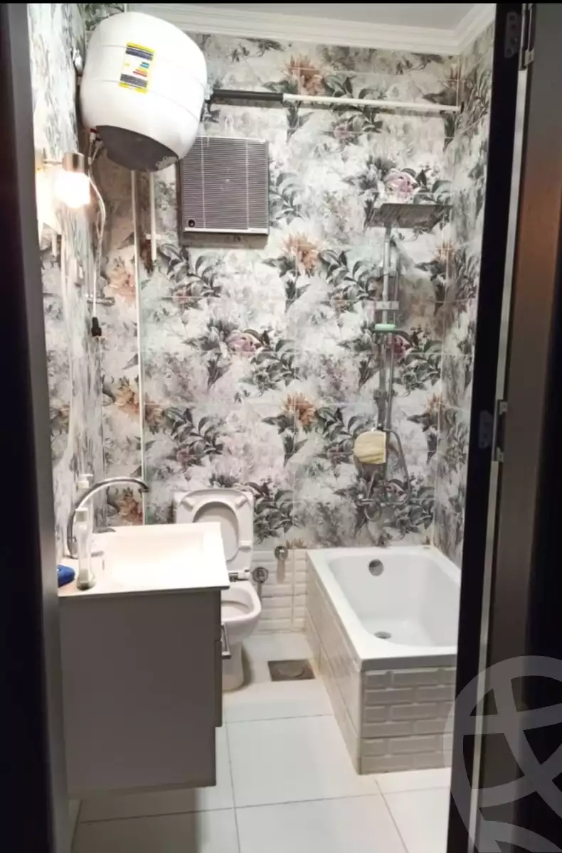 https://aqarmap.com.eg/en/listing/5746696-for-sale-cairo-mokattam-el-hadabah-el-wosta-7th-zone-street-33