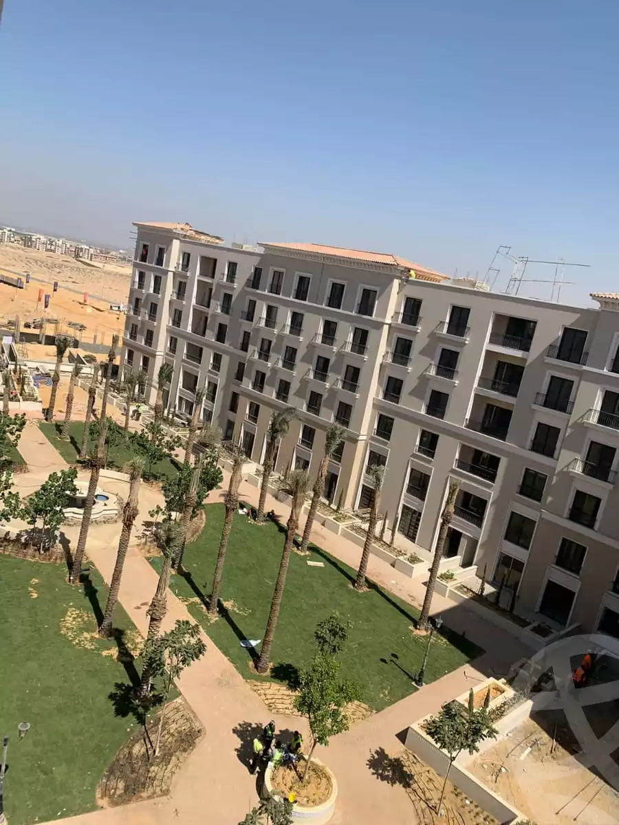 https://aqarmap.com.eg/en/listing/4348216-for-sale-cairo-el-sheikh-zayed-city-compounds-kmbwnd-fyldj-wyst-dr-llttwyr