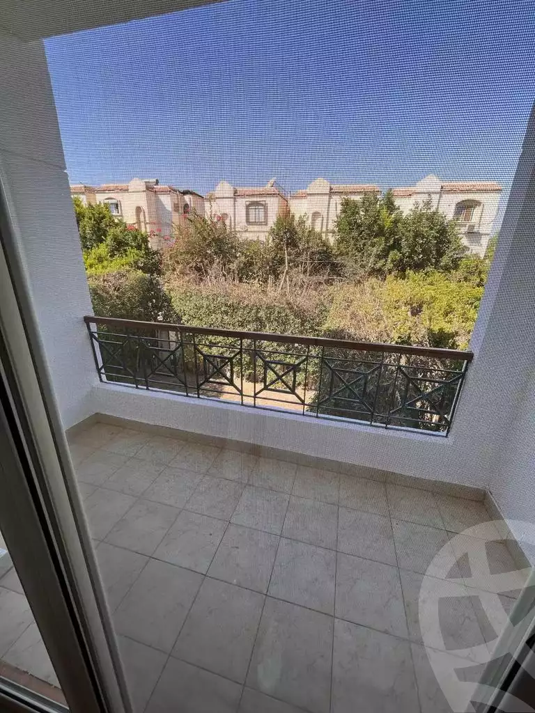 https://aqarmap.com.eg/ar/listing/4350820-for-sale-cairo-el-sheikh-zayed-city-compounds-in-sheikh-zayed-hadayek-el-mohandiseen