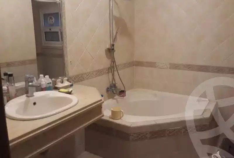 https://aqarmap.com.eg/ar/listing/4356043-for-sale-cairo-mokattam-shareaa-el-moqatem