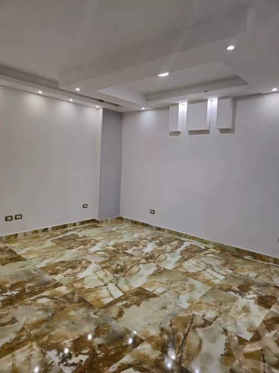 https://aqarmap.com.eg/ar/listing/4358584-for-sale-cairo-cairo-hdyq-lhrm-lmntqh