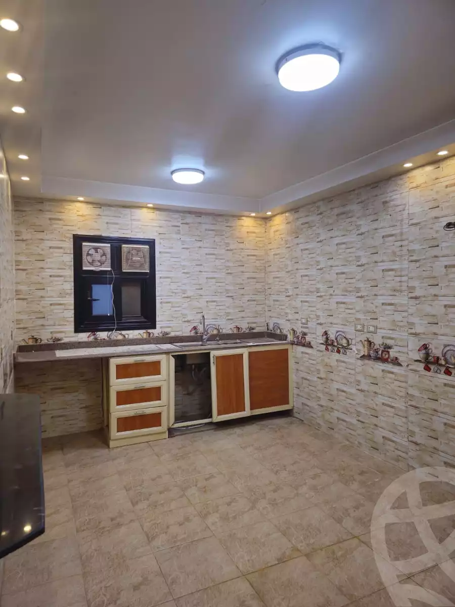 https://aqarmap.com.eg/ar/listing/4358584-for-sale-cairo-cairo-hdyq-lhrm-lmntqh