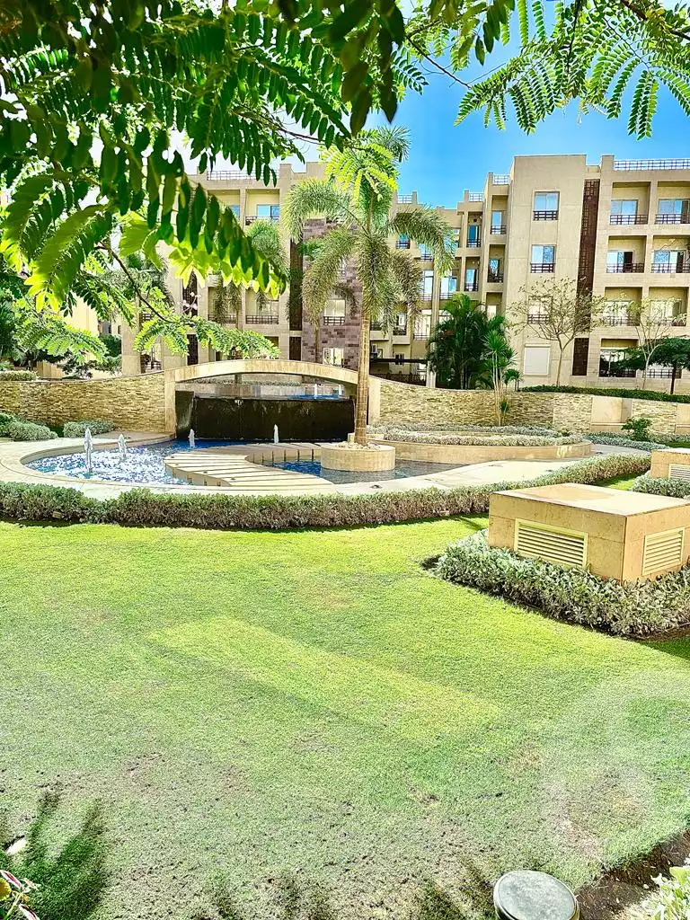 https://aqarmap.com.eg/en/listing/4359190-for-sale-cairo-new-cairo-compounds-akoya