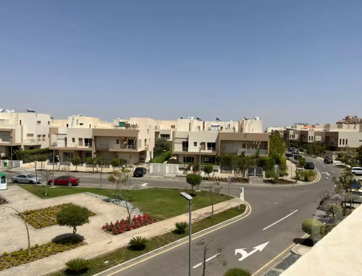 https://aqarmap.com.eg/en/listing/4362552-for-sale-cairo-6th-of-october-compound-grand-heights