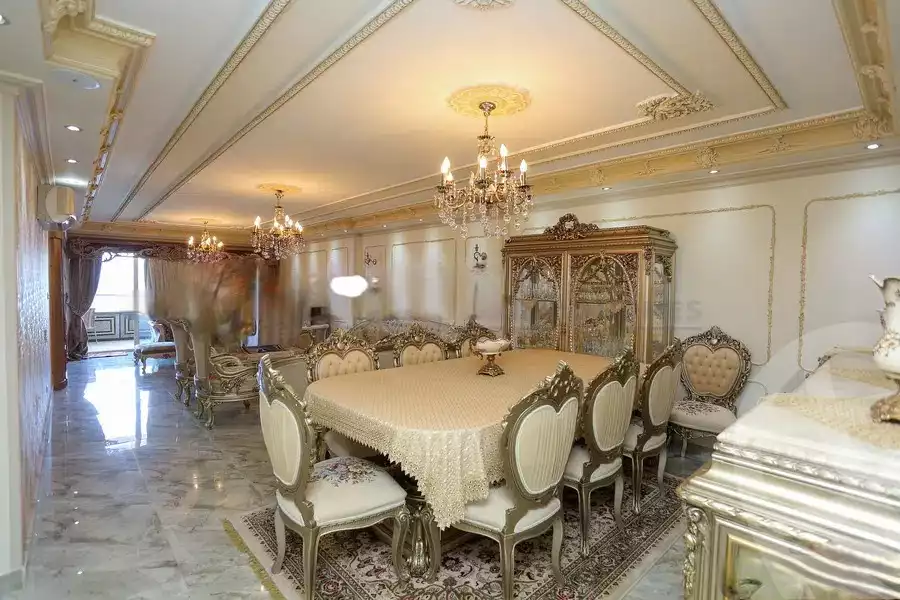 https://aqarmap.com.eg/en/listing/4363811-for-sale-alexandria-camp-cesar-famous-st