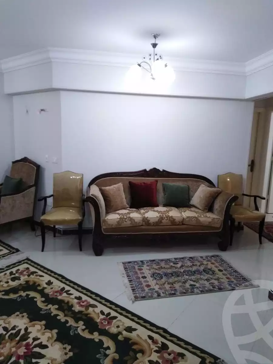 https://aqarmap.com.eg/en/listing/4365645-for-rent-alexandria-compounds-flwrns-myj-mwl-mrsyly-jrwb