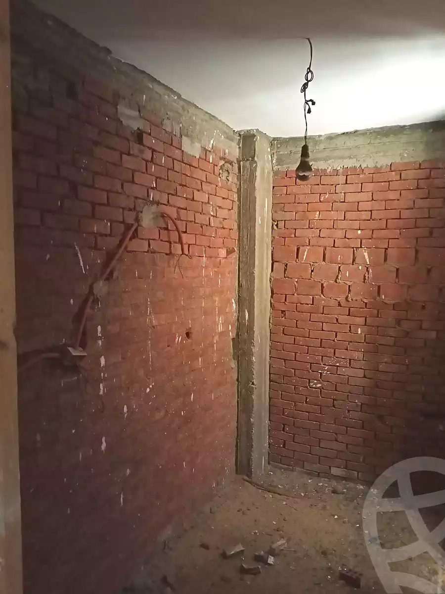 https://aqarmap.com.eg/ar/listing/4371579-for-sale-cairo-ain-shams-ain-shams-el-sharkia-mohammed-madkour-st
